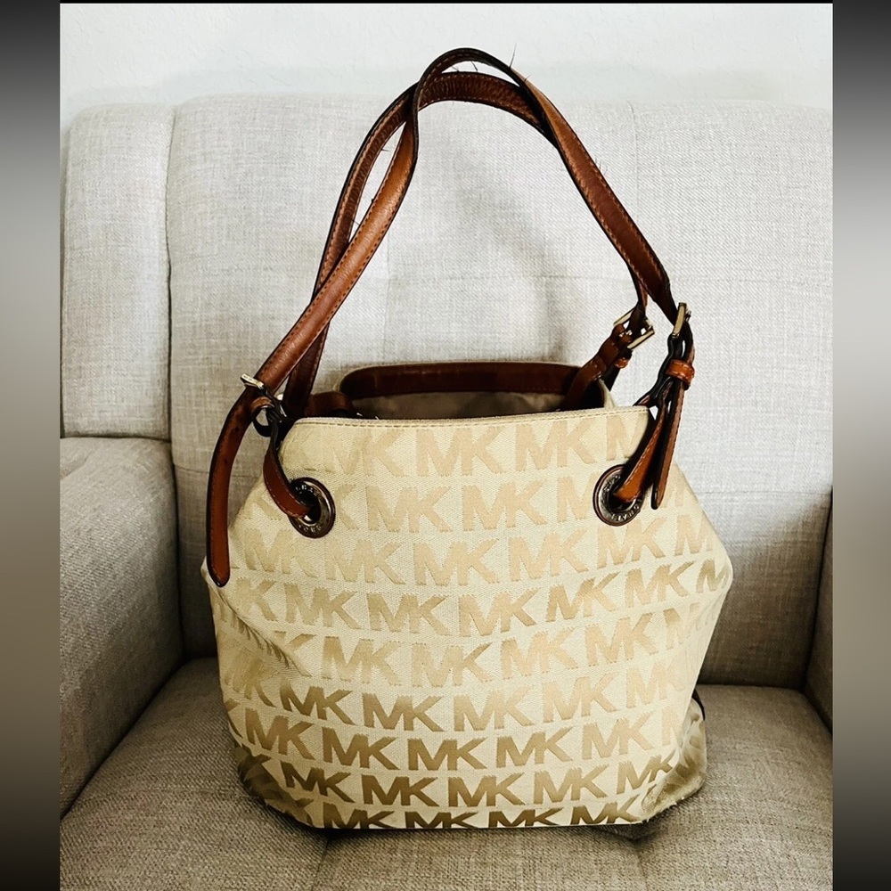 Michael Kors Jet Set Medium Tote MK Signature Jacquard Gold/Beige Brown Straps